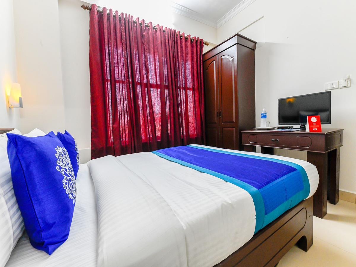 Oyo 11309 Hotel Green Land Residency Kochi エクステリア 写真