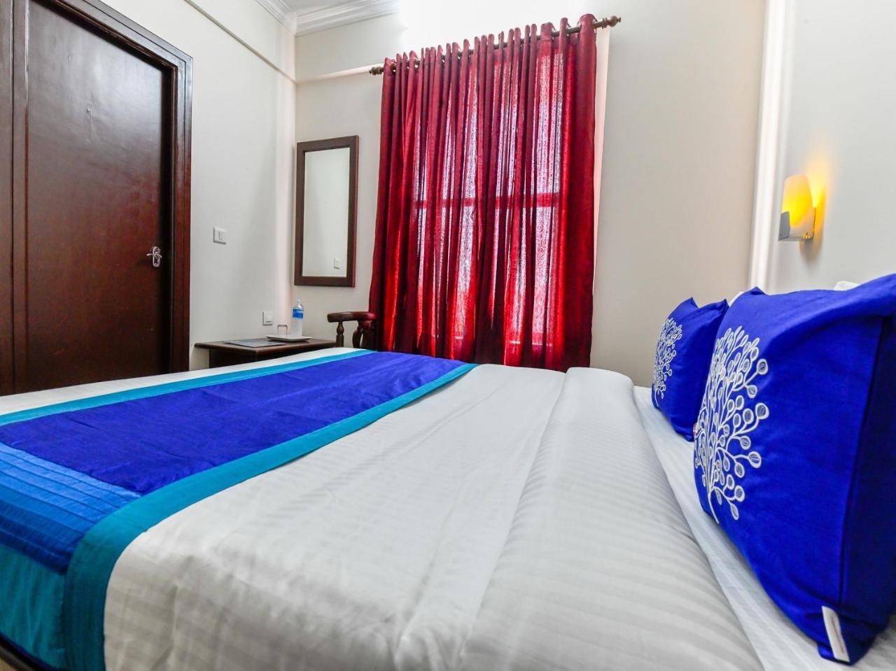 Oyo 11309 Hotel Green Land Residency Kochi エクステリア 写真
