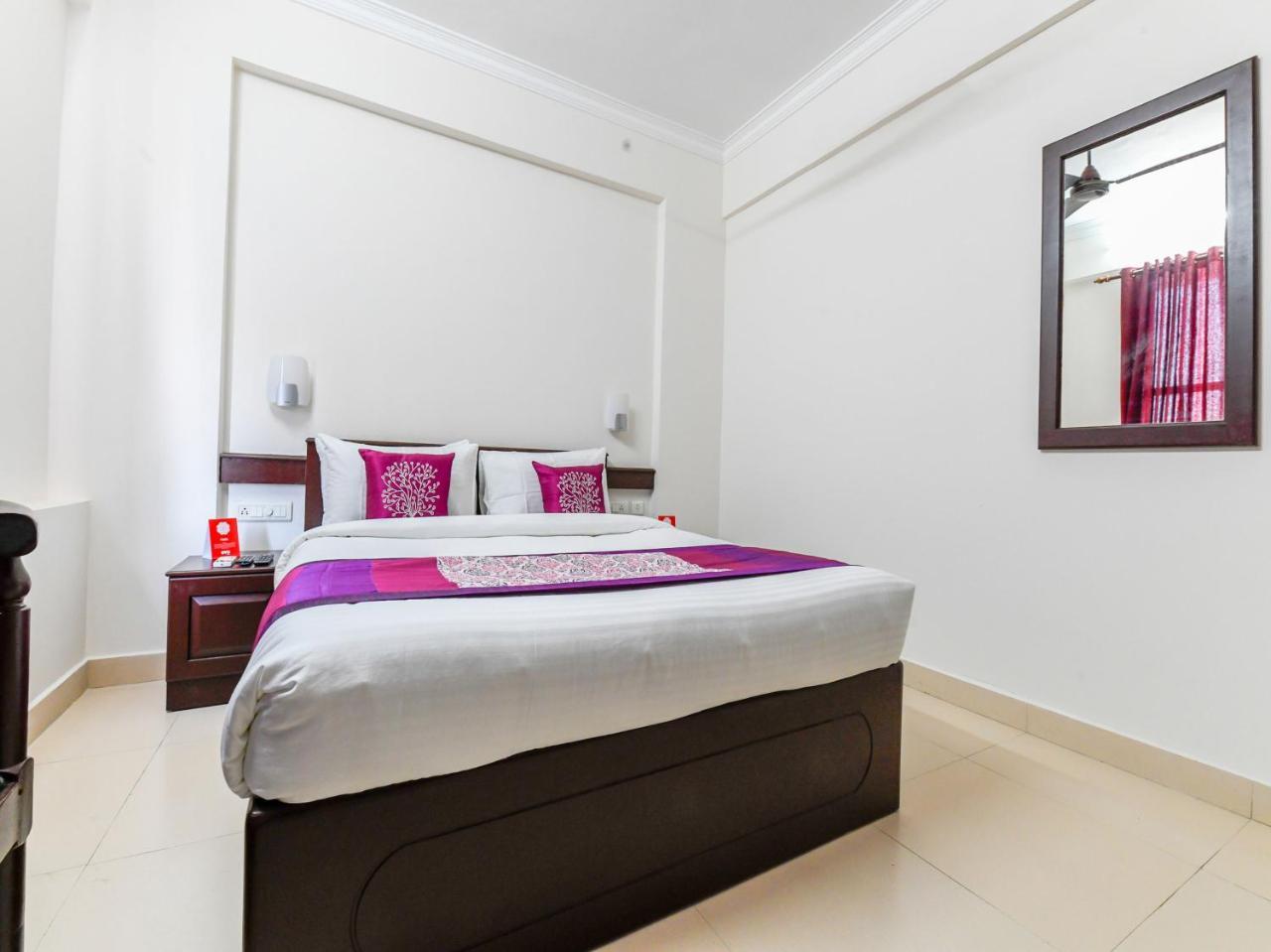 Oyo 11309 Hotel Green Land Residency Kochi エクステリア 写真
